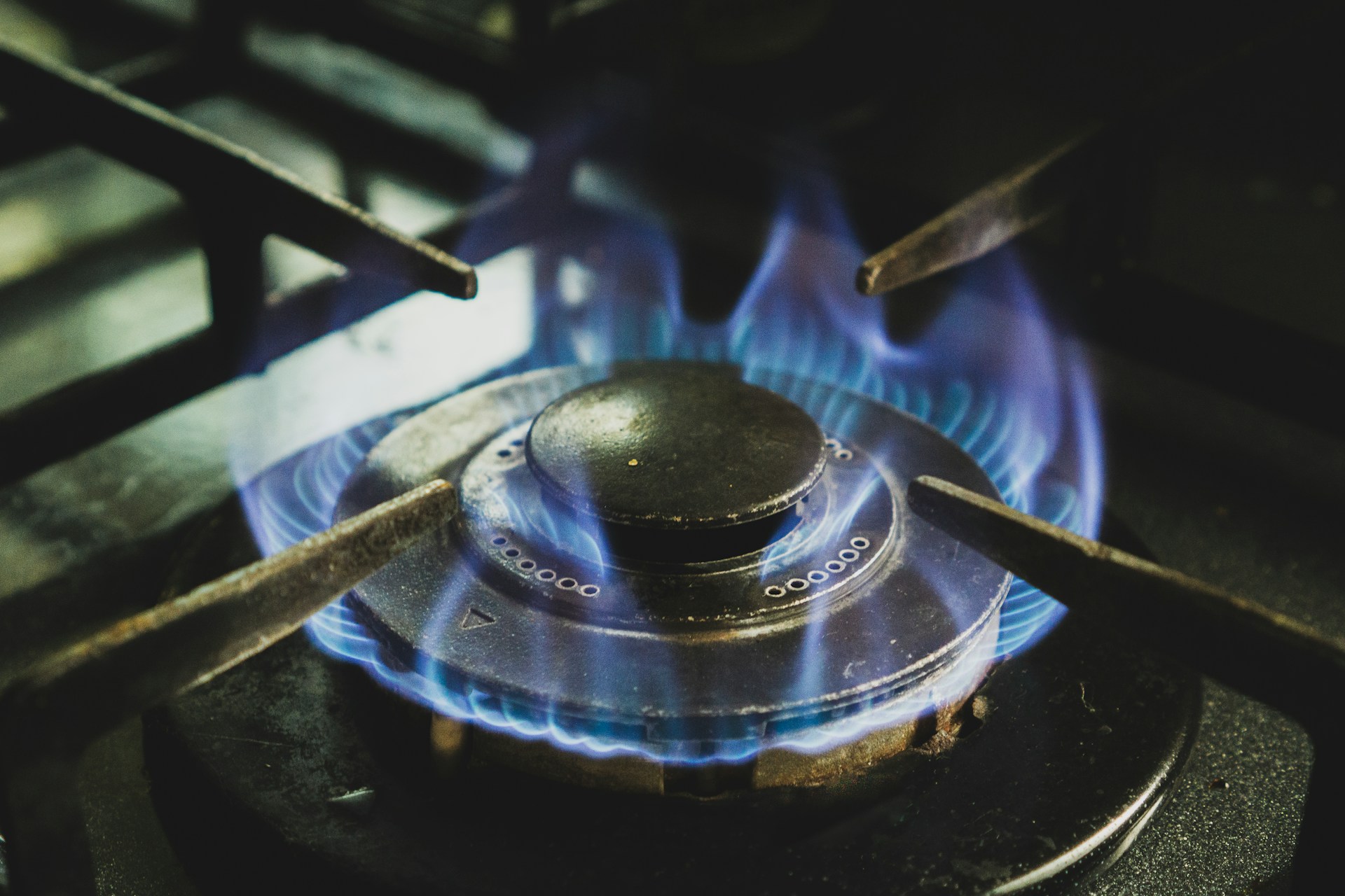 Flames from a gas stove. Image by Unsplash